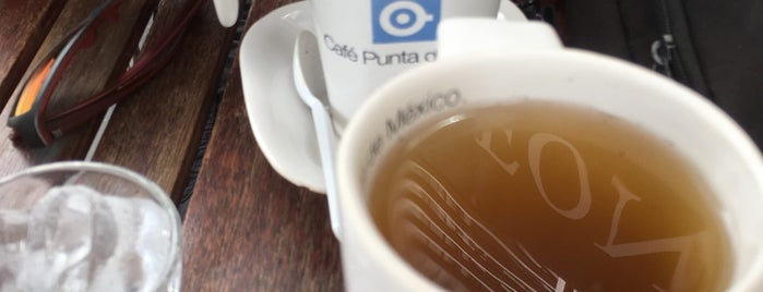 Starbucks is one of The 15 Best Places for Espresso in Guadalajara.