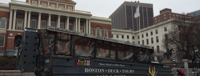 Boston Duck Tour is one of สถานที่ที่ Rodrigo ถูกใจ.