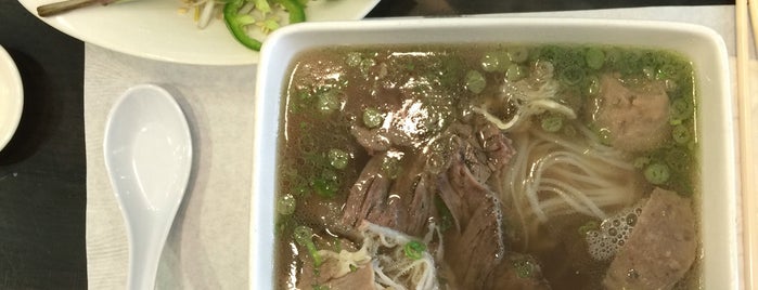 Pho Life is one of Daleさんのお気に入りスポット.