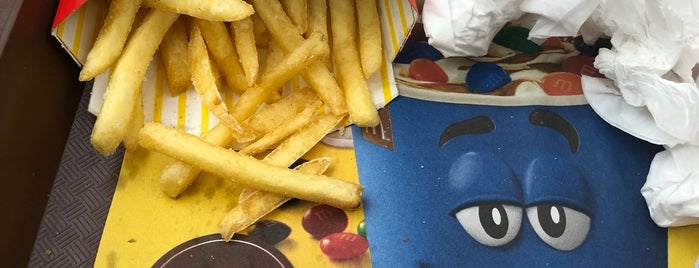 McDonald's is one of Alejandro : понравившиеся места.