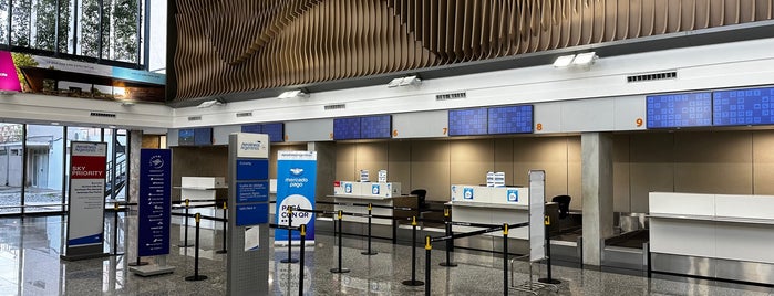 Aeropuerto Internacional de San Juan - Domingo Faustino Sarmiento (UAQ) is one of Aeropuertos de Argentina.