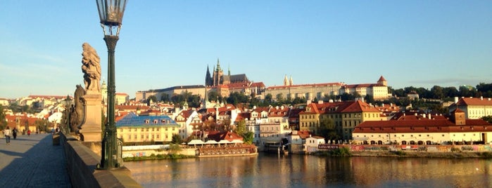 Charles Bridge is one of أم ماجد's Saved Places.