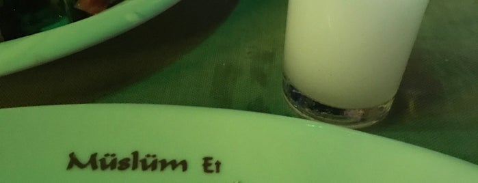 Müslüm Usta Et Balik Restaurant is one of Mersin'de En Sevdiğim Mekanlar.