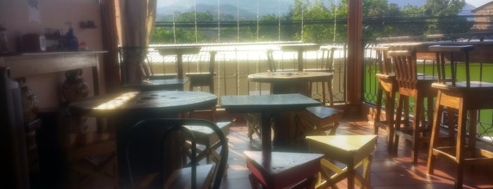 Cafe Raga is one of Lugares favoritos de TarkovskyO.