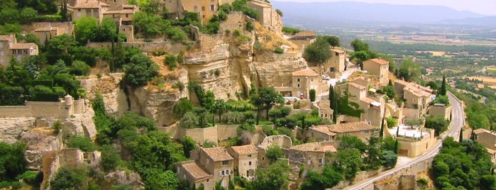 Gordes is one of Les Plus Beaux Villages de France.
