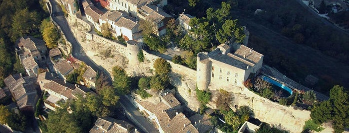 Ménerbes is one of Les Plus Beaux Villages de France.