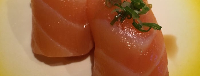 Sushi Laguna is one of chrisさんのお気に入りスポット.