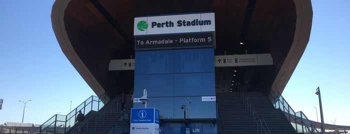 Perth Stadium Station is one of Lugares favoritos de Shane.