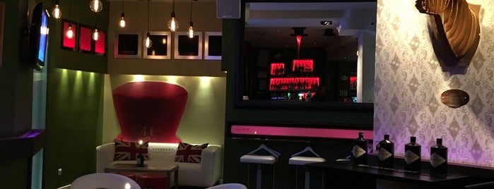 Lolita Lounge Bar is one of Hoteles en Cuenca.