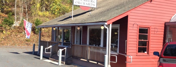 Holmberg Orchards & Winery is one of Connecticut Farm Wineries 2012 Passport.