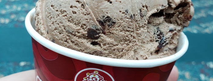 Cold Stone Creamery is one of MCO Shopping/Dining.
