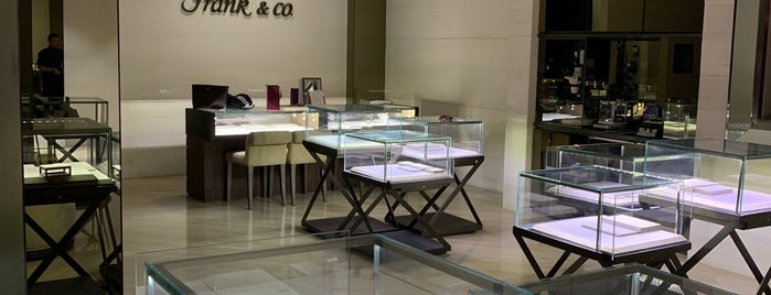 Frank & Co. Plaza Indonesia is one of angeline : понравившиеся места.