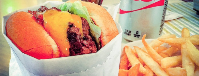 The Apple Pan is one of The Burger Bucket List.