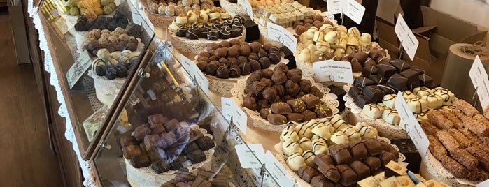 Львівська майстерня шоколаду / Lviv Handmade Chocolate is one of daktır 님이 좋아한 장소.