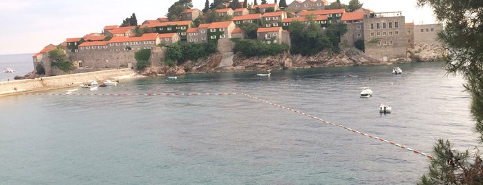 Plaža Sveti Stefan is one of Elenaさんのお気に入りスポット.