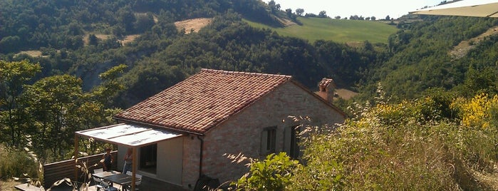 Marcheholiday casa nina is one of Posti salvati di Enrico.