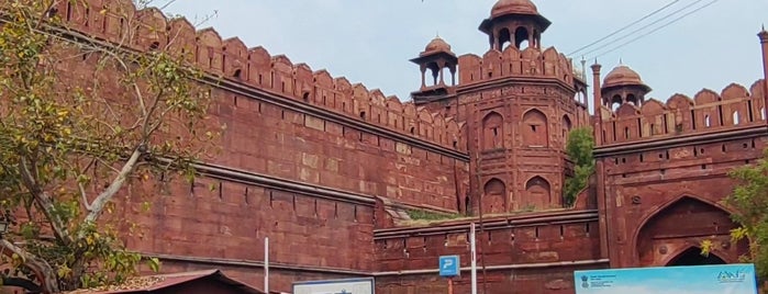 Красный форт (Лал-Кила) is one of India.
