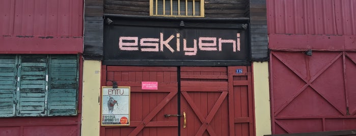 Eskiyeni is one of Olimpos.