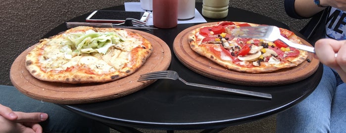Pizza Locale is one of ba$ak : понравившиеся места.