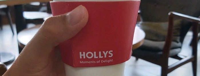 HOLLYS COFFEE is one of Seoul Natl Univ Stn.