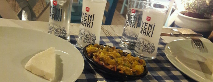 Samatyalı Rum Restaurant is one of Esra'nın Kaydettiği Mekanlar.