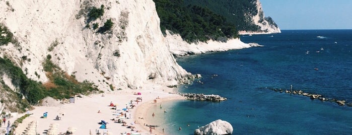 Spiaggia Del Frate is one of Marche.