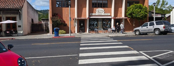 Sonoma Cheese Factory is one of Locals Only (Sonoma).