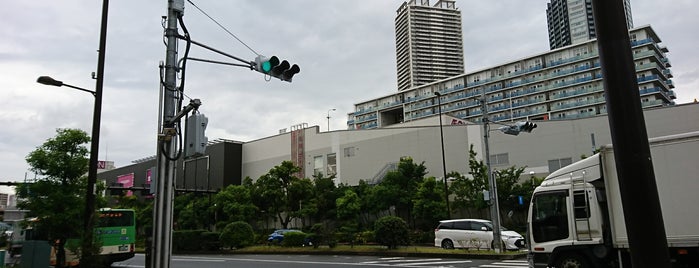イオン 東雲店 is one of メイヤー返り咲き.