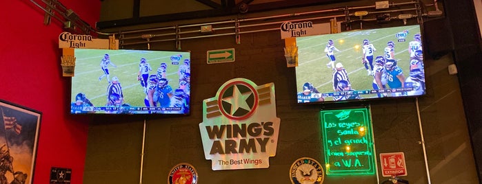 Wings Army is one of สถานที่ที่ Rodrigo ถูกใจ.