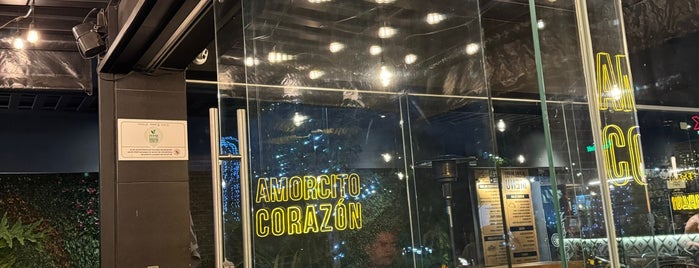Amorcito Corazón is one of Pa la cruz.