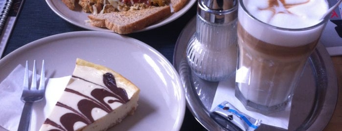 Kino Café is one of The best cheesecakes in Budapest.