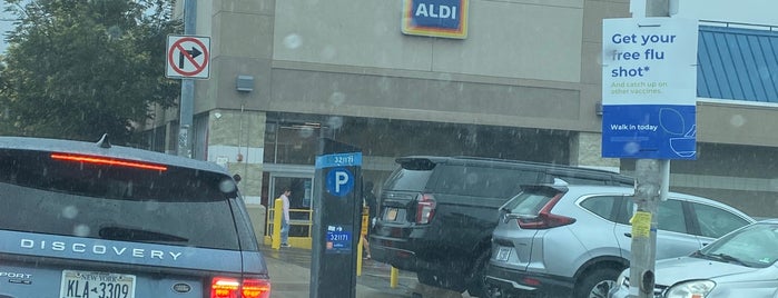ALDI is one of Deb’s Liked Places.