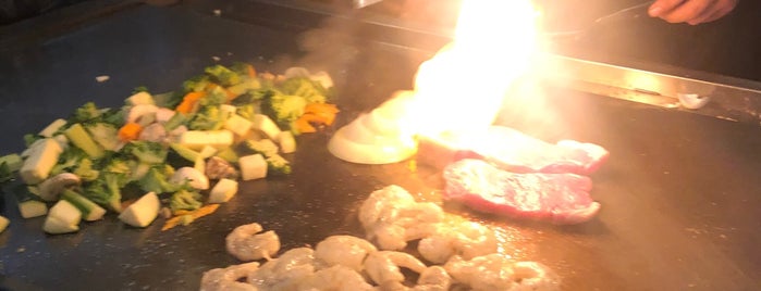 Tomo Japanese Steak House & Sushi Bar is one of Favorite places.