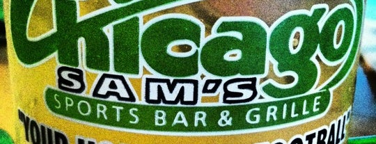 Chicago Sam's Sports Bar & Grille is one of สถานที่ที่ Lindsaye ถูกใจ.