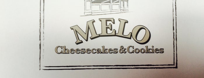 Melo Cheesecakes & Cookies is one of İzmirde Görülecekler.