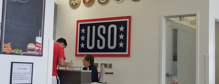 United Service Organizations (USO) Lounge is one of ФИЛАДЕЛЬФИЯ.