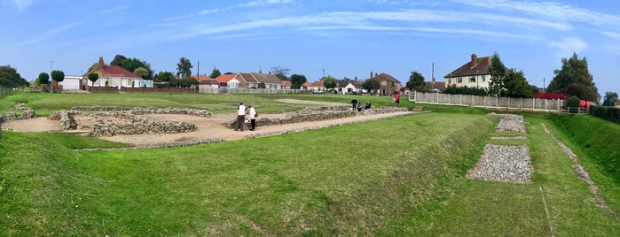 Caister Roman Fort is one of Orte, die Carl gefallen.