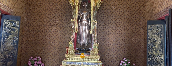 วัดจักรวรรดิราชาวาส วรมหาวิหาร (วัดสามปลื้ม) is one of Bangkok.