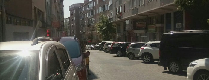 Hırka-i Şerif is one of İstanbul Mahalle.