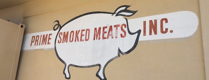 Prime Smoked Meats is one of Lugares favoritos de Dottie.