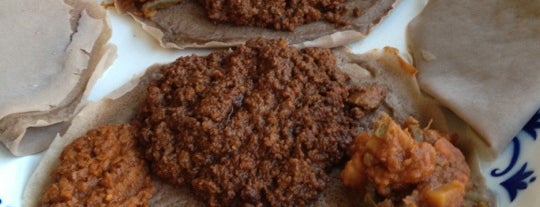 Aster's Ethiopian Restaurant is one of Darrellさんのお気に入りスポット.