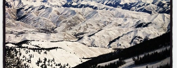 Seattle Ridge Day Lodge is one of Ski Spots.