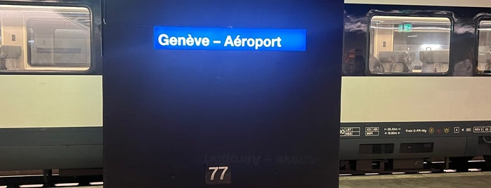 Gare de Genève Aéroport is one of Tempat yang Disukai Chris.