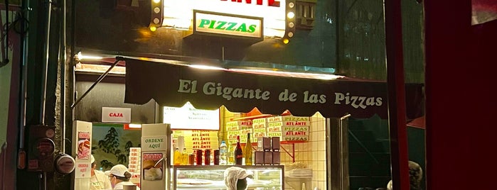 Atlante Pizzas is one of Jorge's Saved Places.