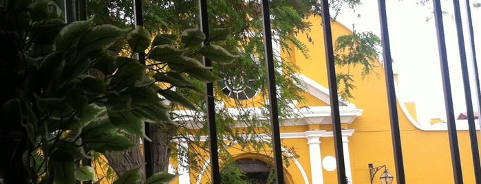 Salón de té Santo Domingo is one of to go in Trujillo.