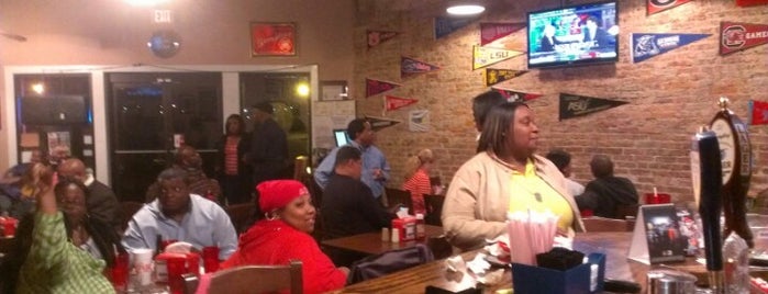 Uptown Wings is one of Must-visit Food in Columbus.