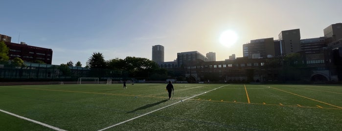御殿下グラウンド is one of サッカー試合可能な学校グラウンド.