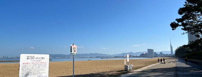 Marina-Town Beach Park (Umippi Beach) is one of FUKUOKA.