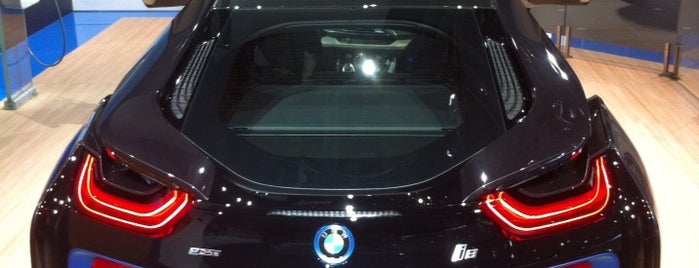 BMW Russia at MIAS 2014 is one of Posti che sono piaciuti a Cath.