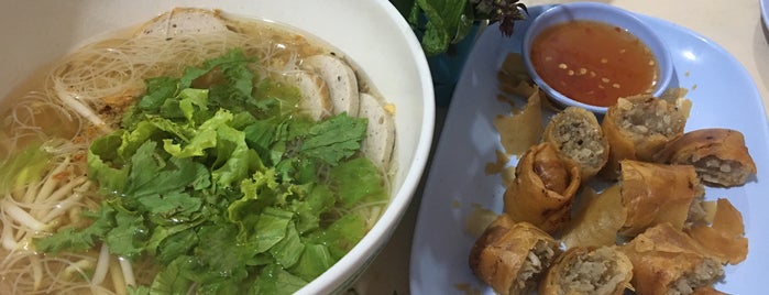 หมูยอจำปาทอง is one of BKK_Vietnamese Restaurant.